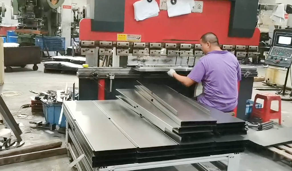 Sheet Metal Bending Equipment Sheet Metal Bending Equipment